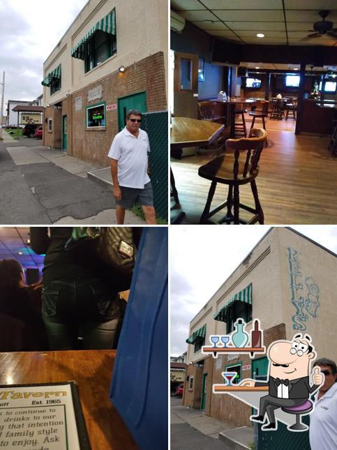 Kelly's Sports Bar