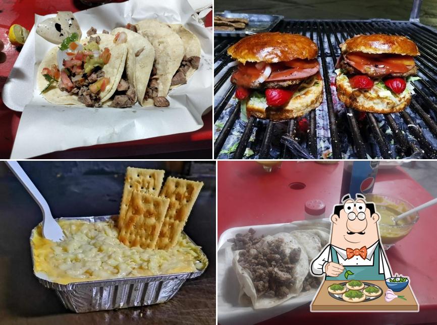 Tacos de carne asada La Regia