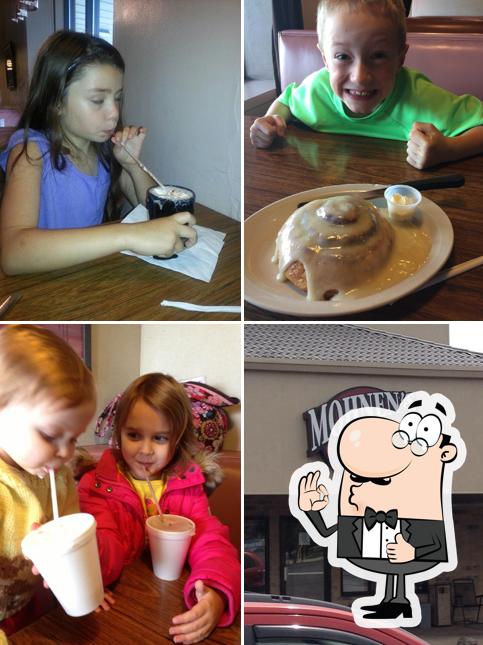 Mohnen's Family Restaurant