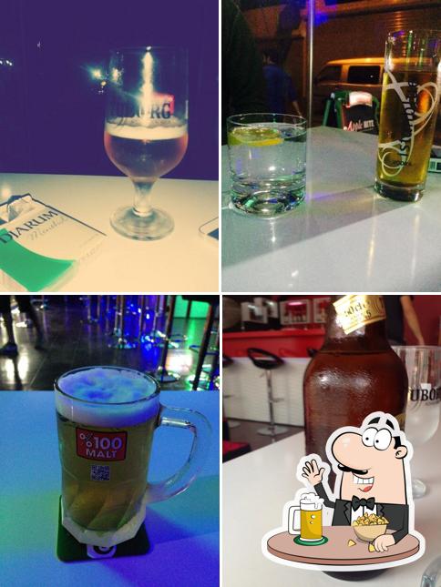 Papyon Cafe & Bar