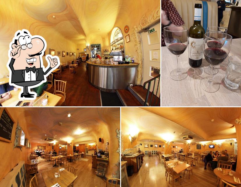 Pani's Italian