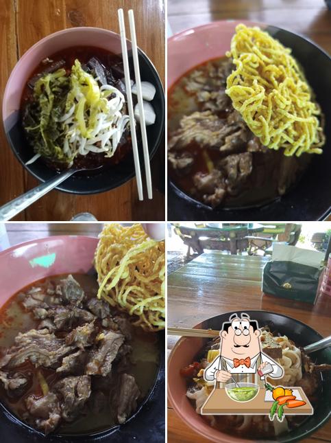 ข้าวซอยอร่อย by แม่วาส
