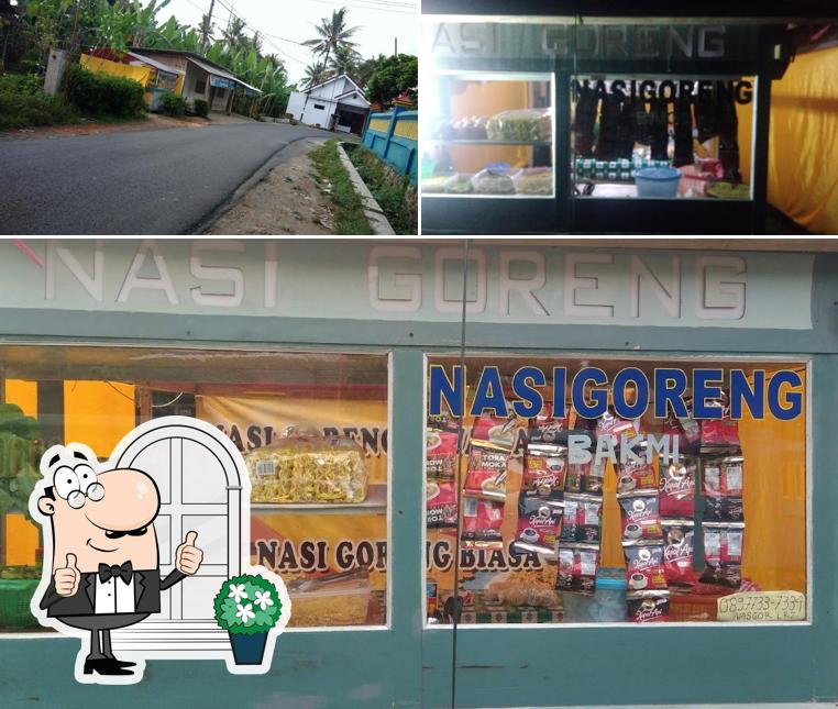 Nasgor dan bakmi L.R.Z.