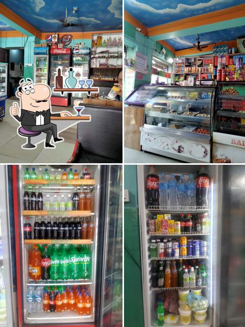 BALAJEE FAST FOOD & SWEET CORNER