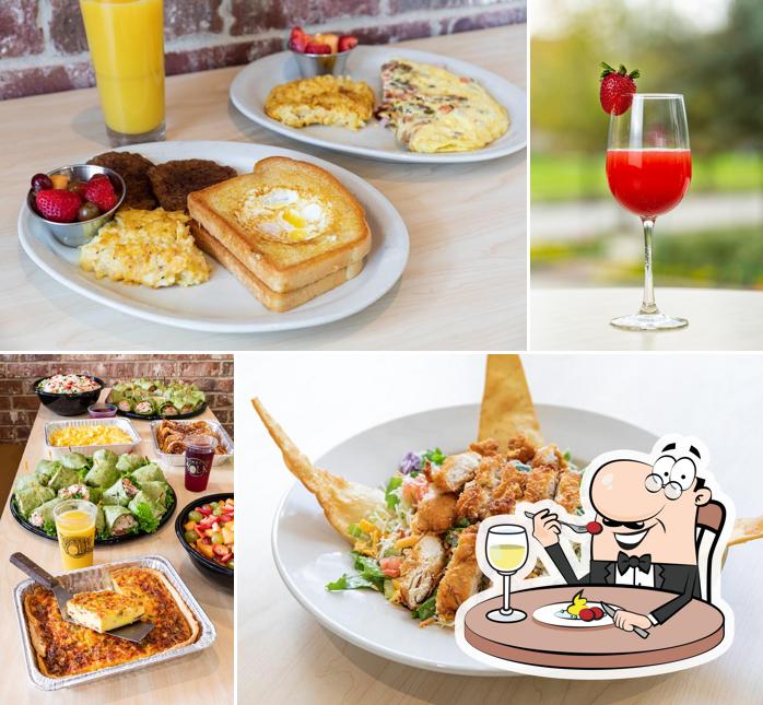 The Toasted Yolk Cafe