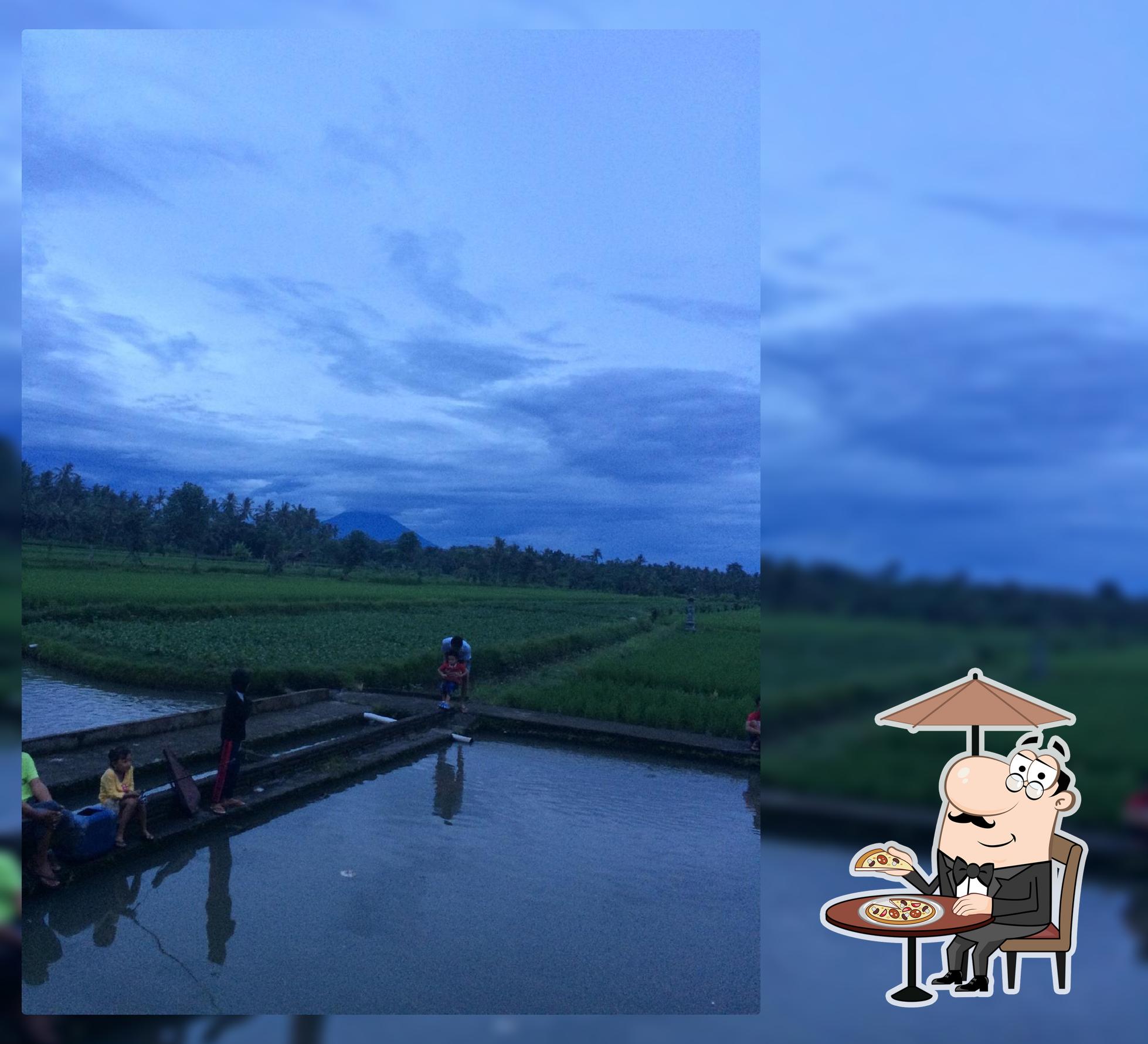 Warung Makan Ayam Betutu Gilimanuk