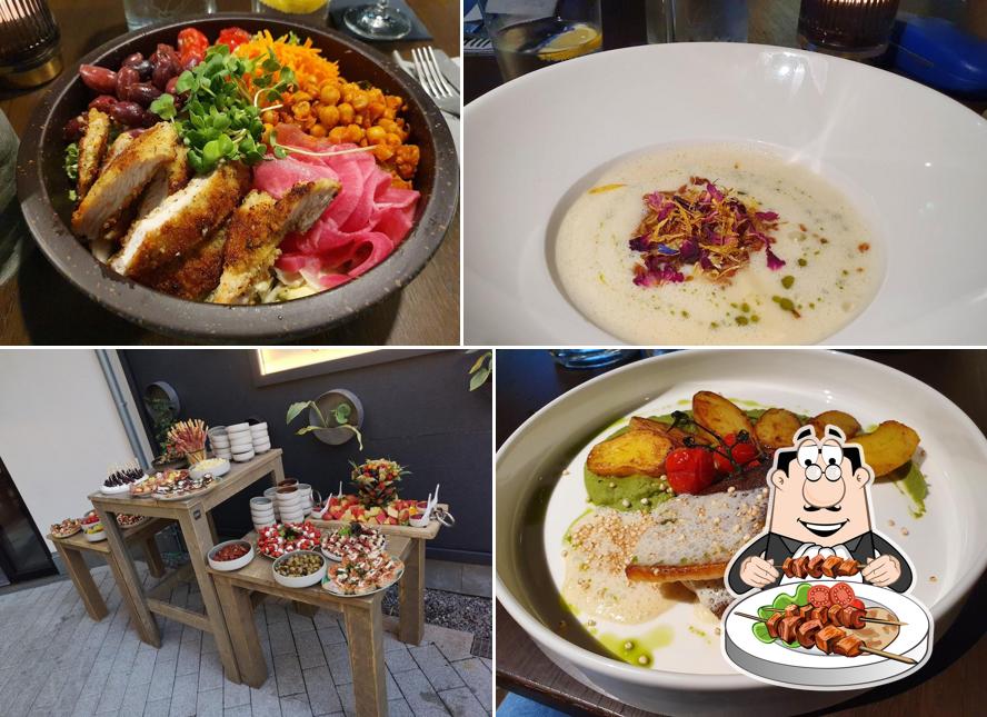 RIWA Bar & Restaurant