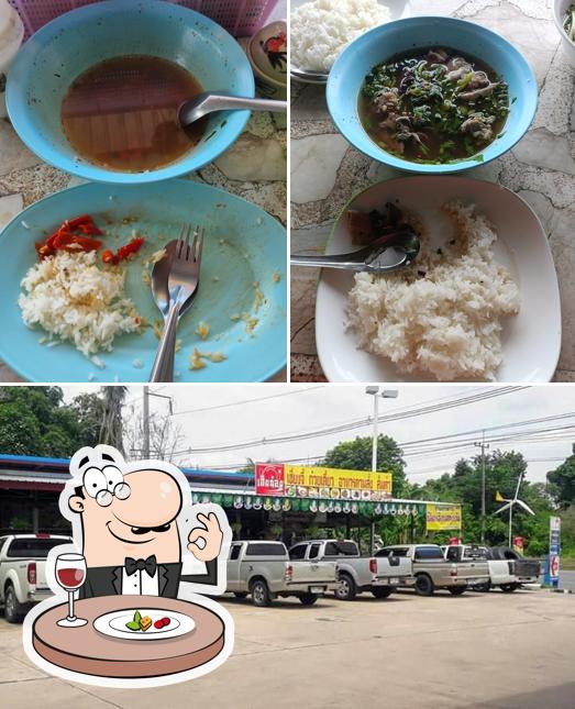 ร้านอาหารเฮียน้อยเกาเหลารสแซบ