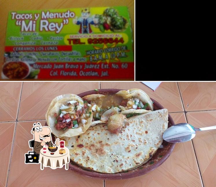 Tacos y menudo "Mi Rey"