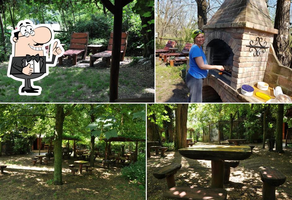 Beer Garden - Cottage