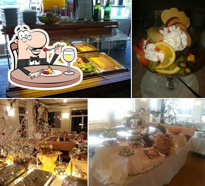 Café Restaurant Holiday