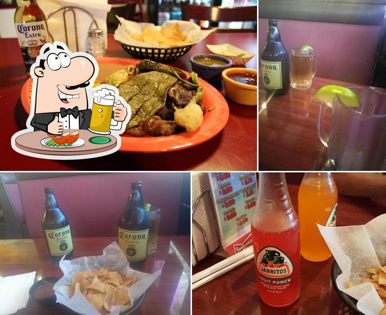 El Molcajete Restaurant Mexican