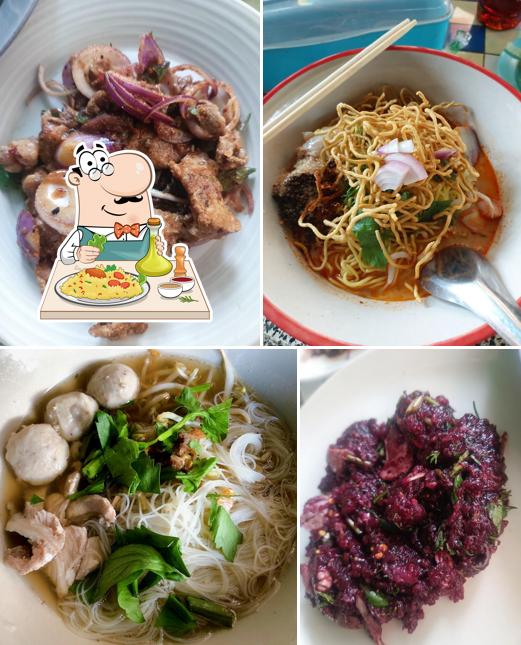 ร้านลาบแจ้ซ้อน