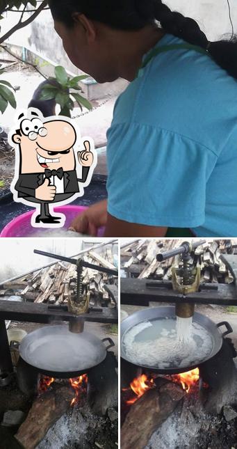 ขนมจีนตอนบ่ายByป้านุ