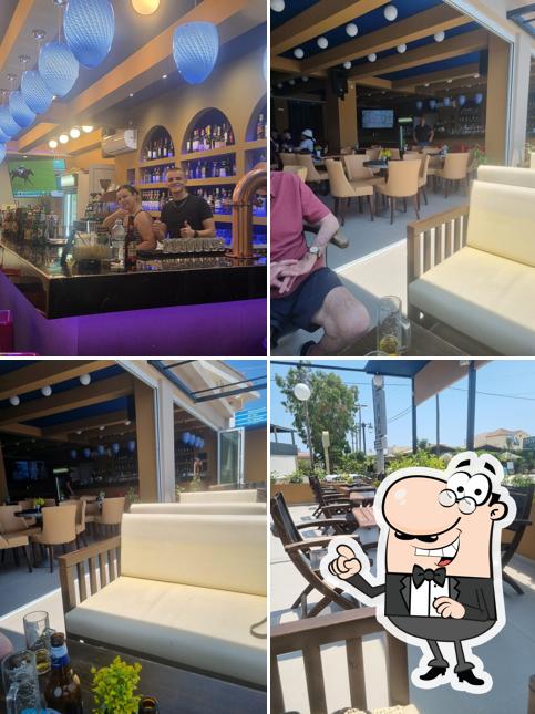 Divine Bar