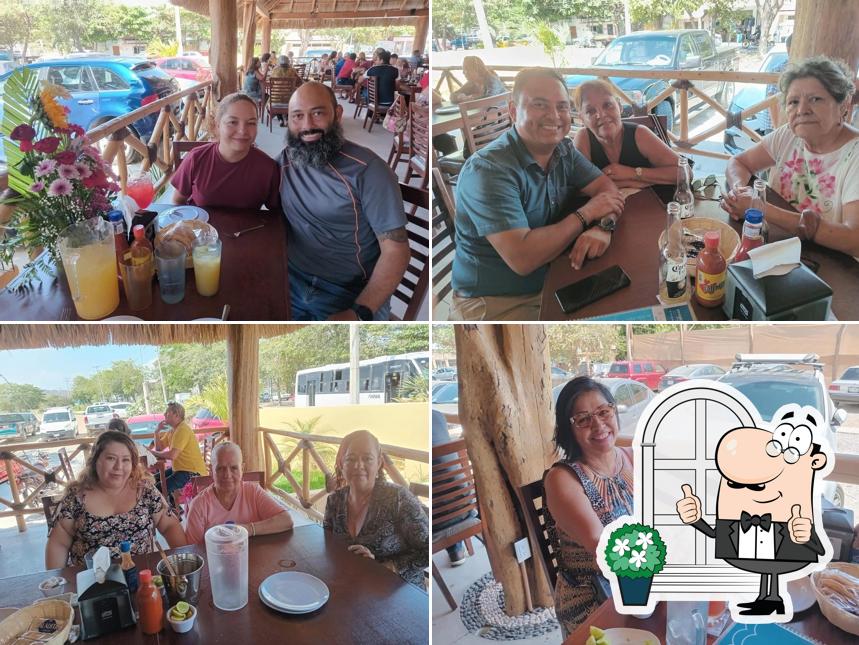 Mariscos Barra
