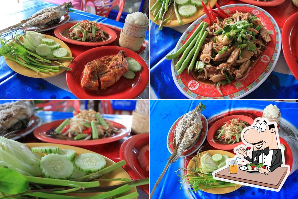 ส้มตำแม่สีนวน แซบคาเขียง