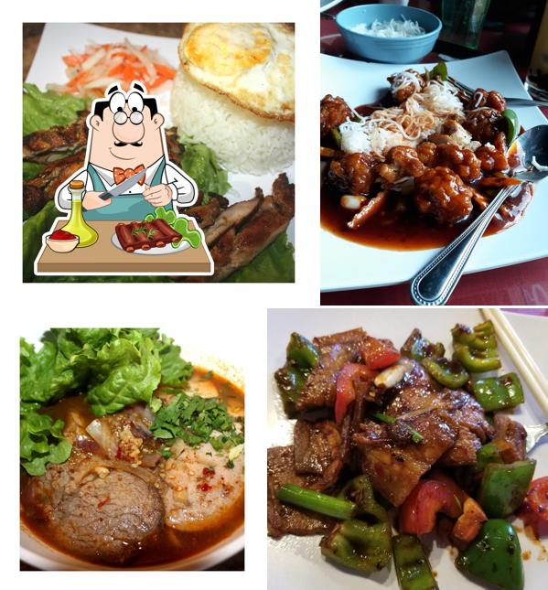 Nam's Noodle & Karaoke Bar