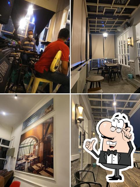 Inaaku Cafe & Ice Cream