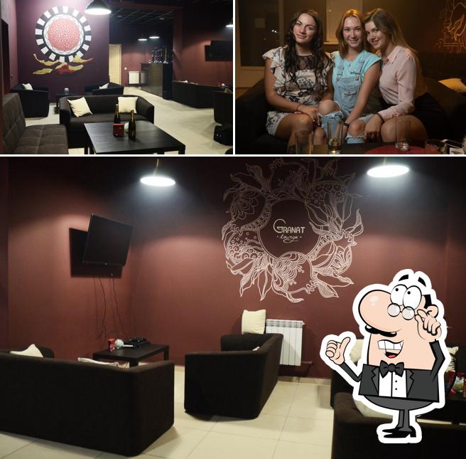 Granat lounge bar
