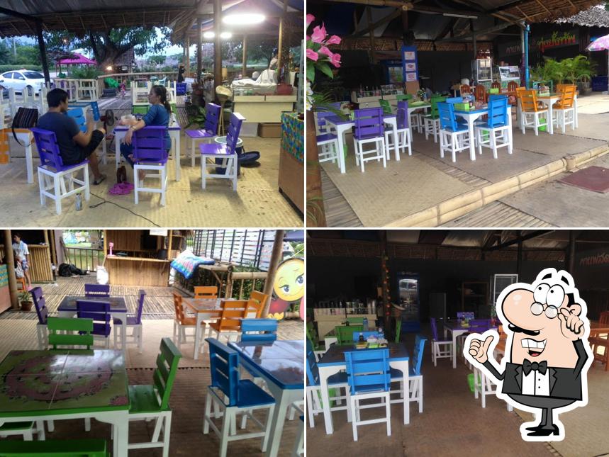 ร้าน กินกันฉันท์น้องพี่ ก๋วยเตี๋ยวหมู ข้าวมันไก่