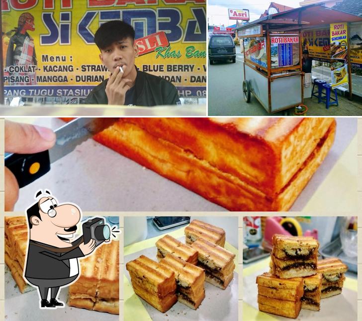 Roti Bakar Bandung Sikembar