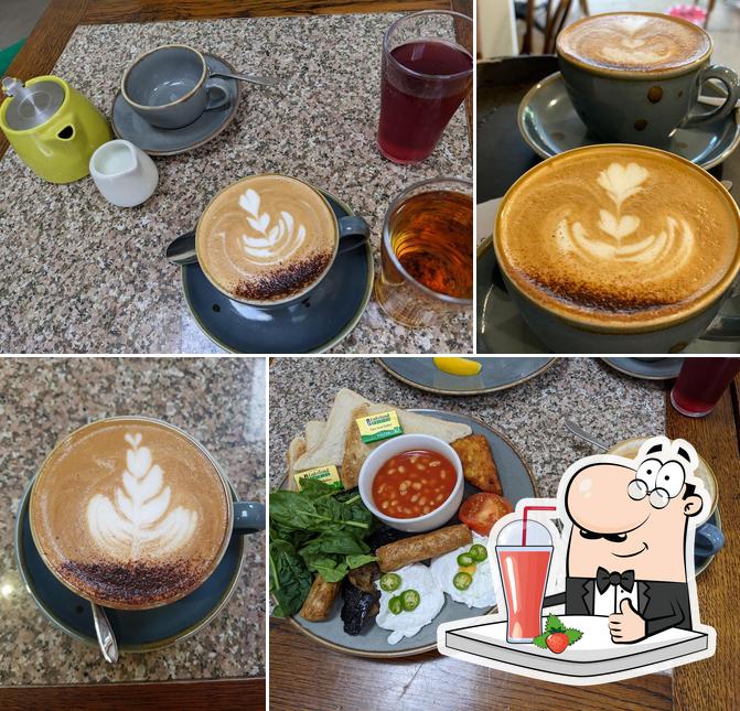 The Courtyard Café