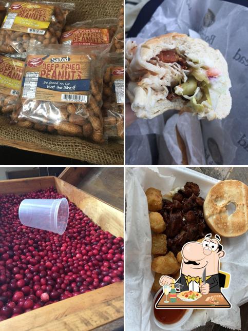 Berry Guys Farmstand, Deli & Bakery