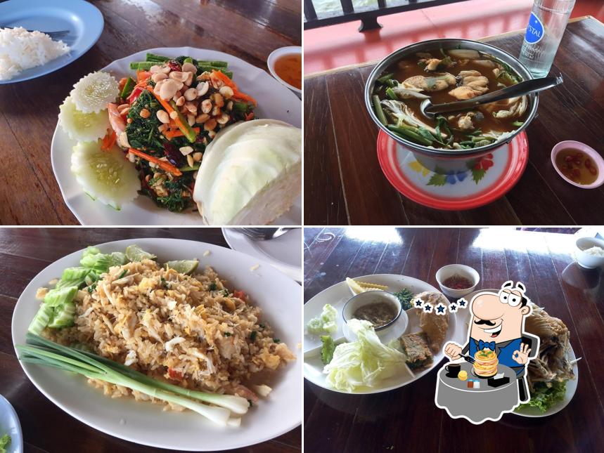 Auan Song Thai Restaurant & Resort