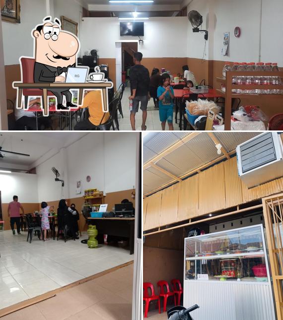 RM.Padang (Goyang Lidah)