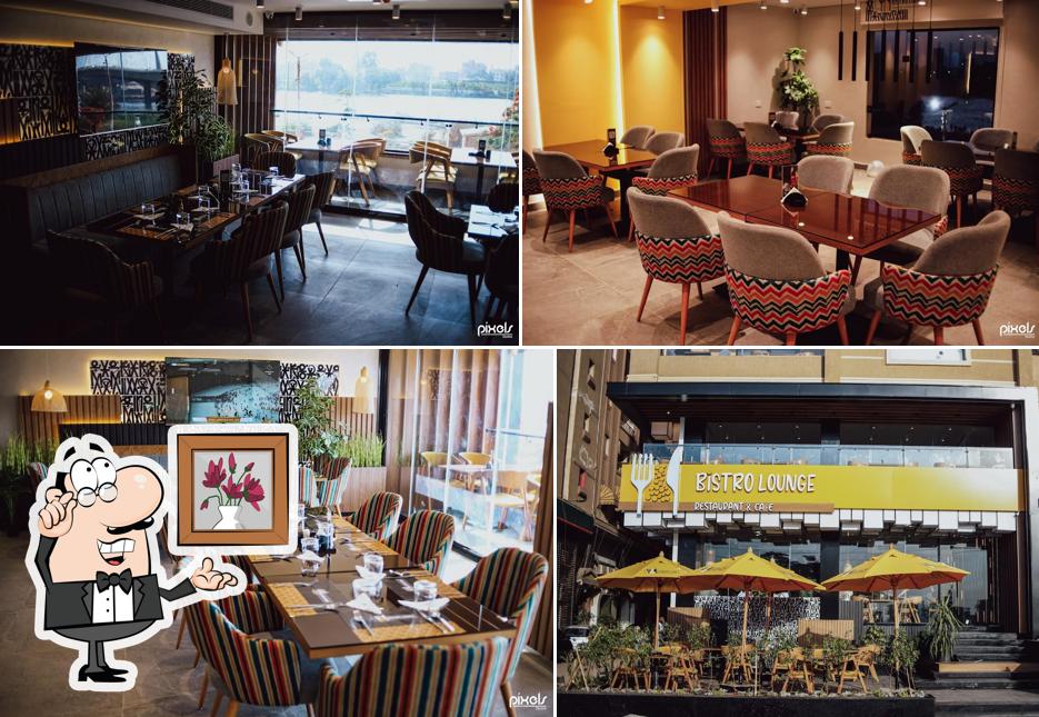 Bistro lounge