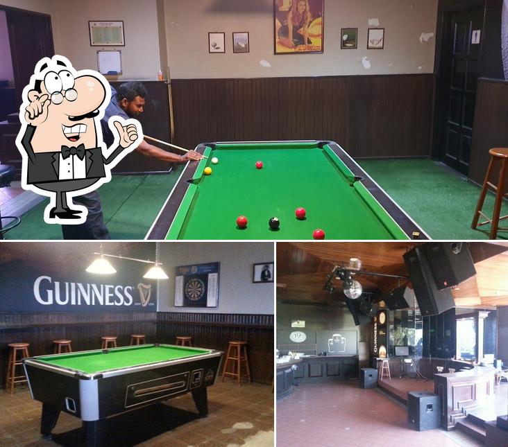 The 19th Hole Pub