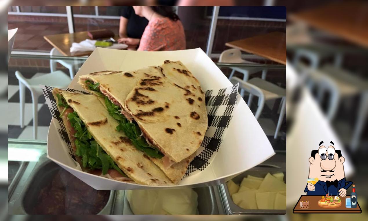Isola Piadina Italian Street Food