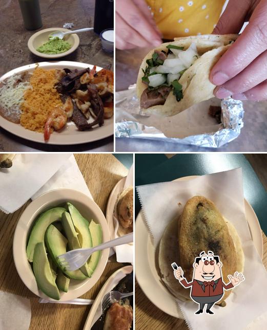 La Salsa (Tacos Salsas Y Carnitas)