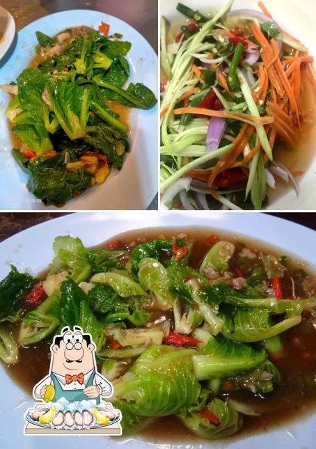 ครัวบัวลอย ข้าวต้มอินเตอร์