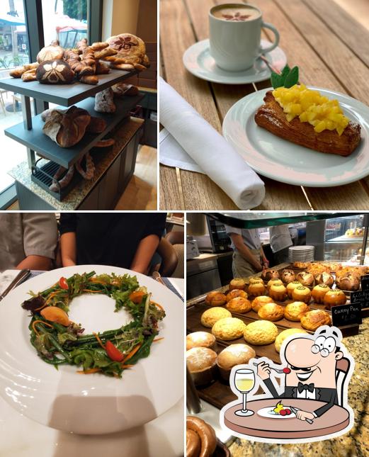 Halekulani Bakery