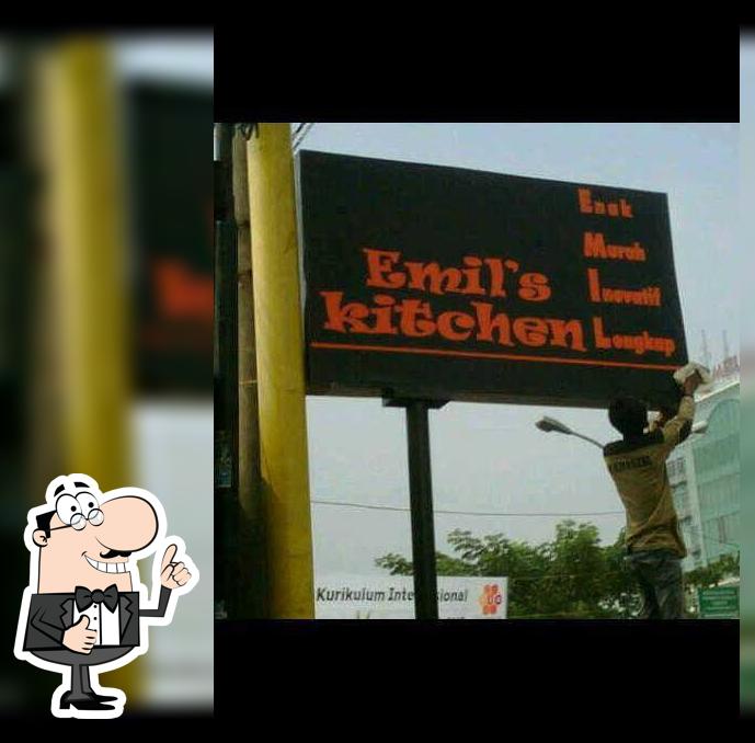 Emil's Kitchen Resto