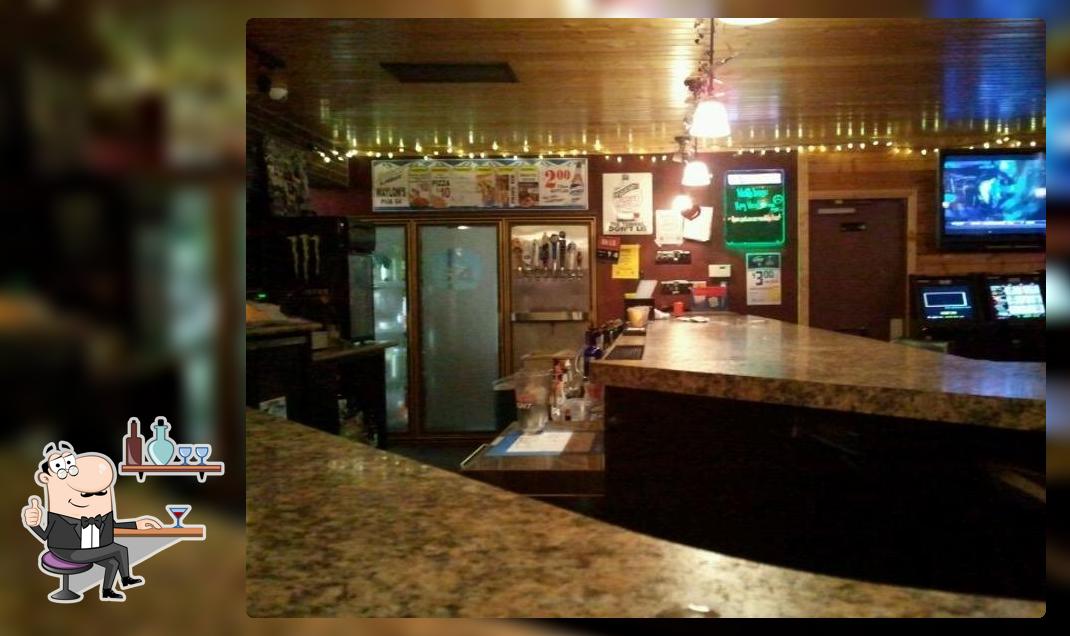 Waylon's Pub 54