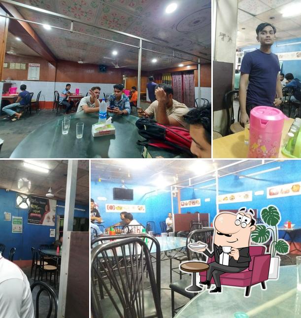 Shad restaurant & sweet's