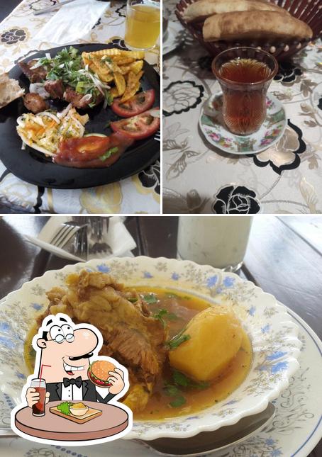 Закажите гамбургеры в "У Али"