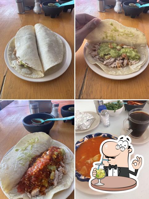 Menudo y Carnitas LAS LEONCITAS