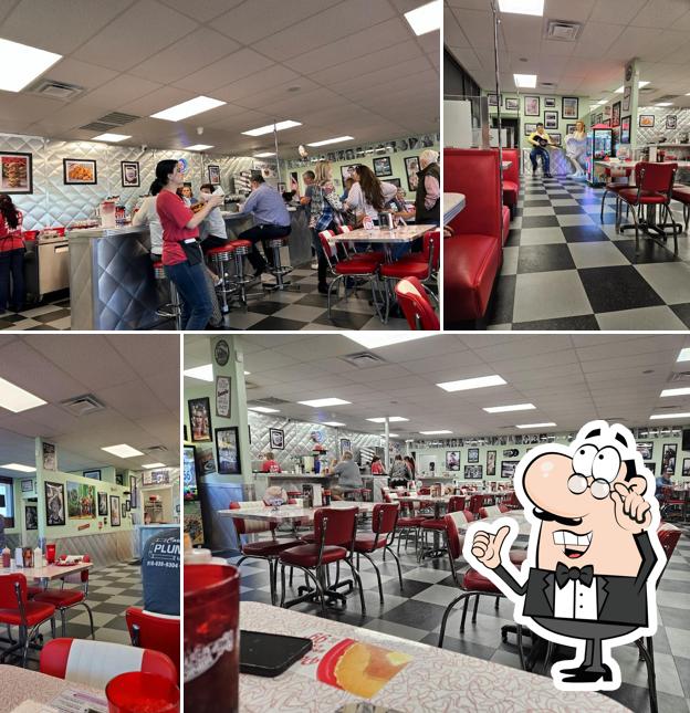 Boomarang Diner