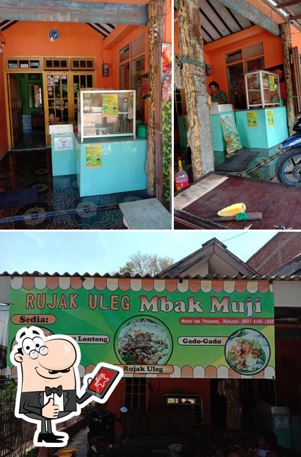 Warung Rujak Cingur mbak Muji