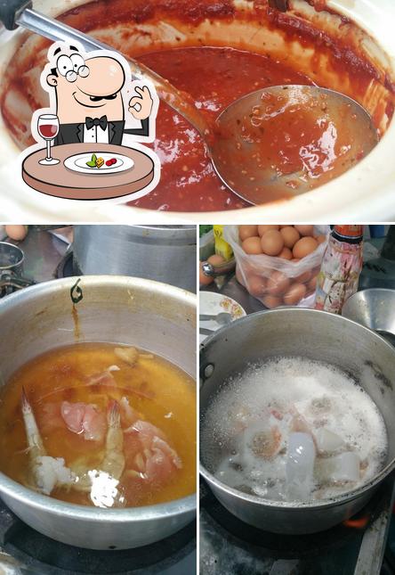 สุกี้&ราดหน้า บ้านคุณพรทิพย์
