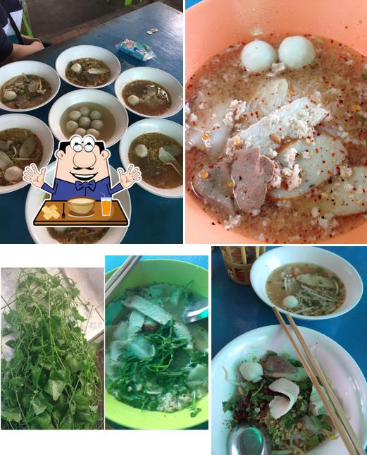 เจี๊ยบ ก๋วยเตี๋ยวหมูต้มยำ