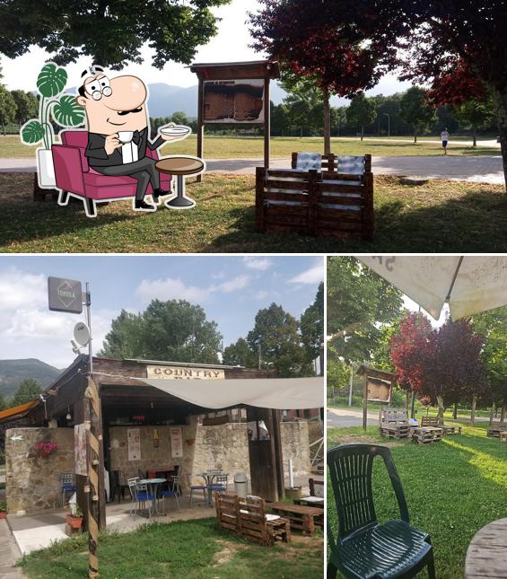 Country bar