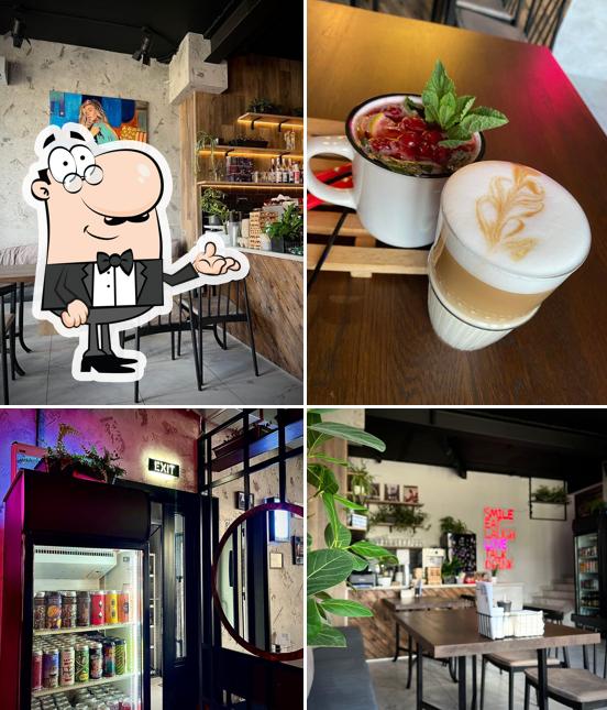 Посмотрите на внутренний интерьер "Бекки"