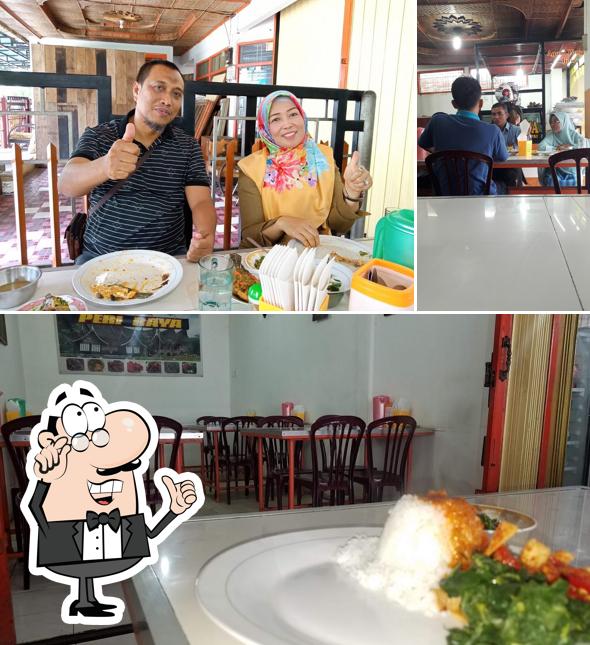 Rumah Makan Peri Raya