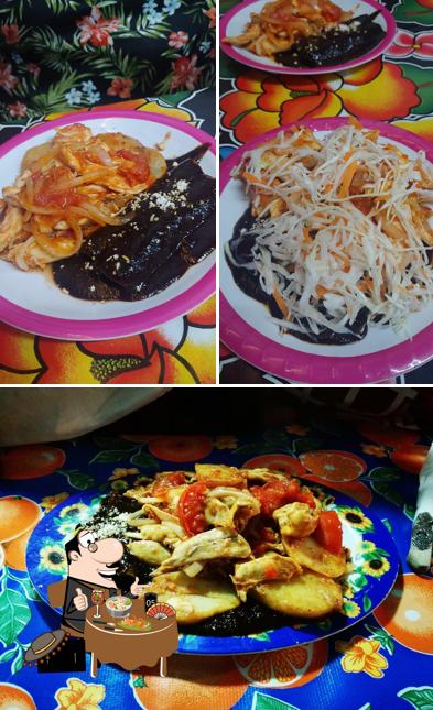 Cenaduria Las Colochas