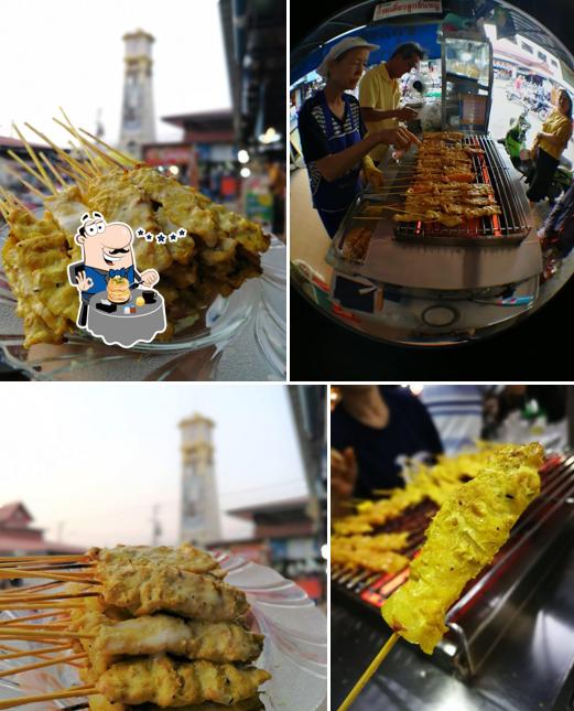 หมูสะเต๊ะ ตลาดสนามหญ้า ราชบุรี